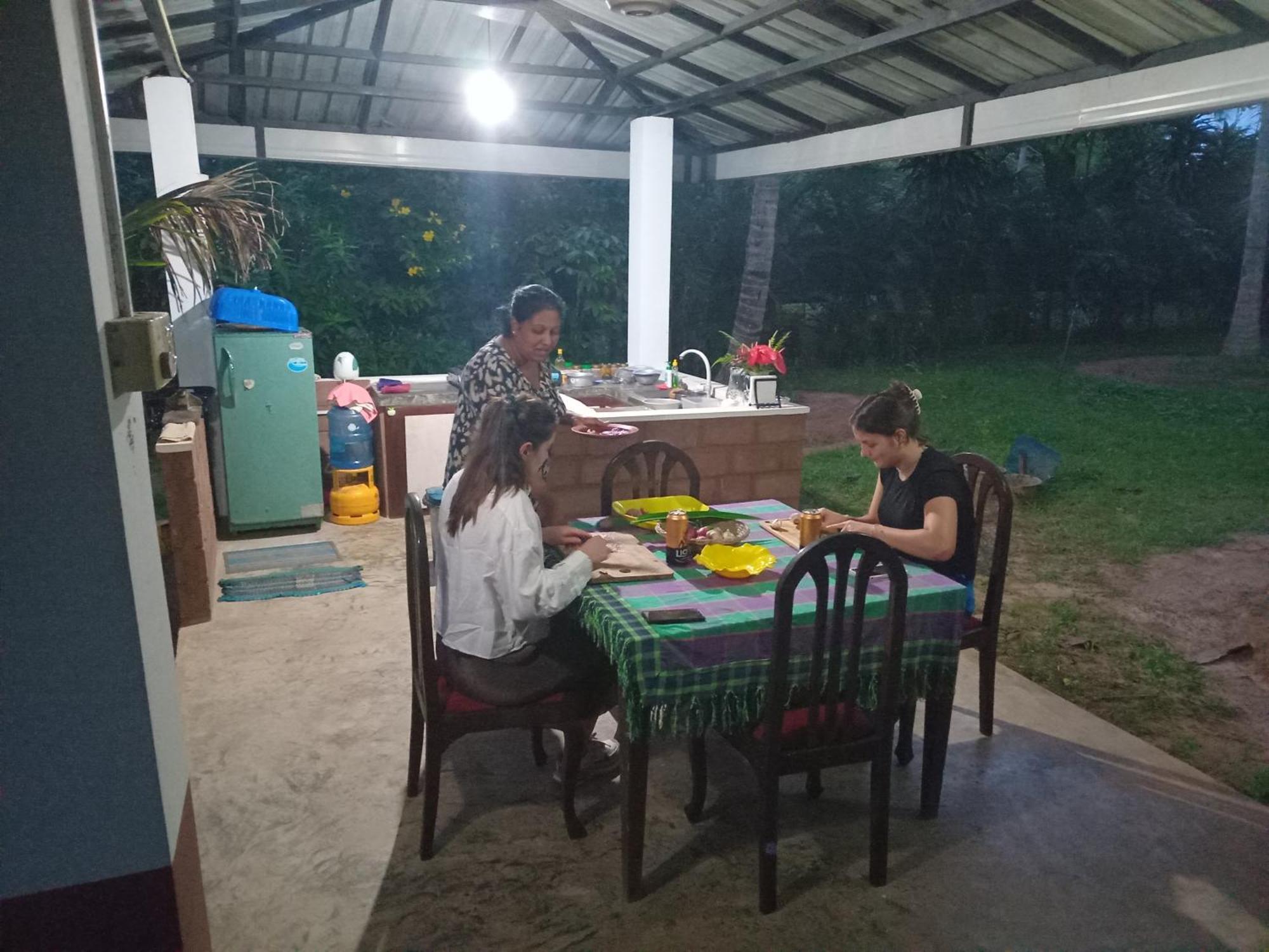 Elegant Hamlets Home Stay Chilaw Luaran gambar