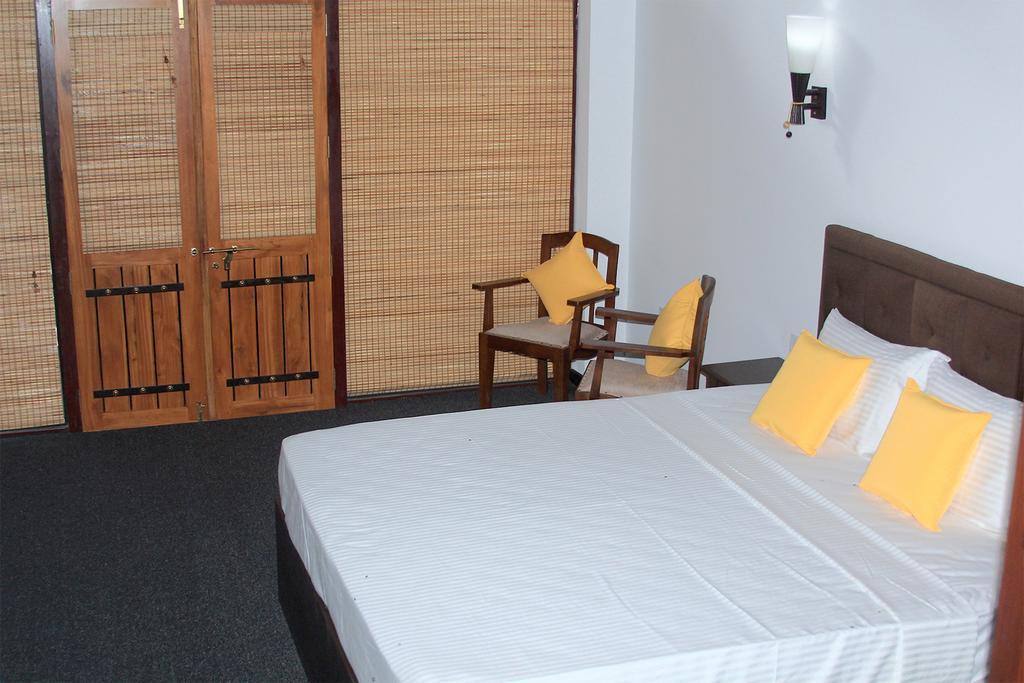 Elegant Hamlets Home Stay Chilaw Luaran gambar