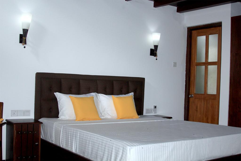Elegant Hamlets Home Stay Chilaw Luaran gambar